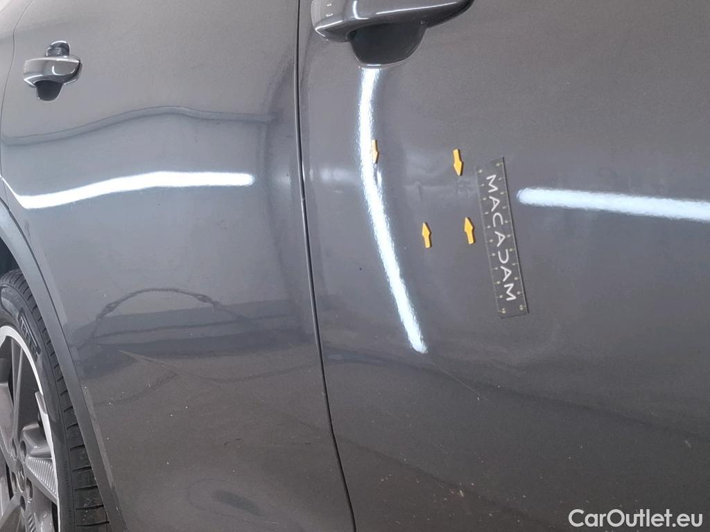  DS  DS7 DS DS 7 Crossback / 2017 / 5P / SUV E-TENSE 225 Business #64