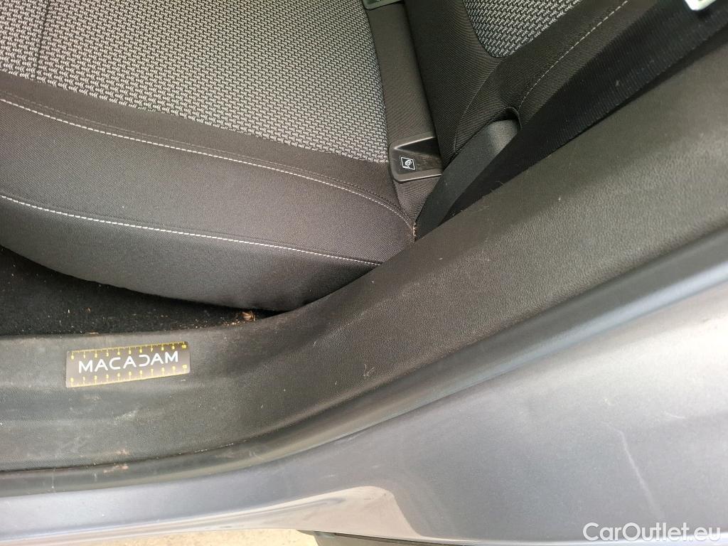  Opel   Grandland X Grandland X Business Edition 1.2 Turbo 130CV BVM6 E6d #9