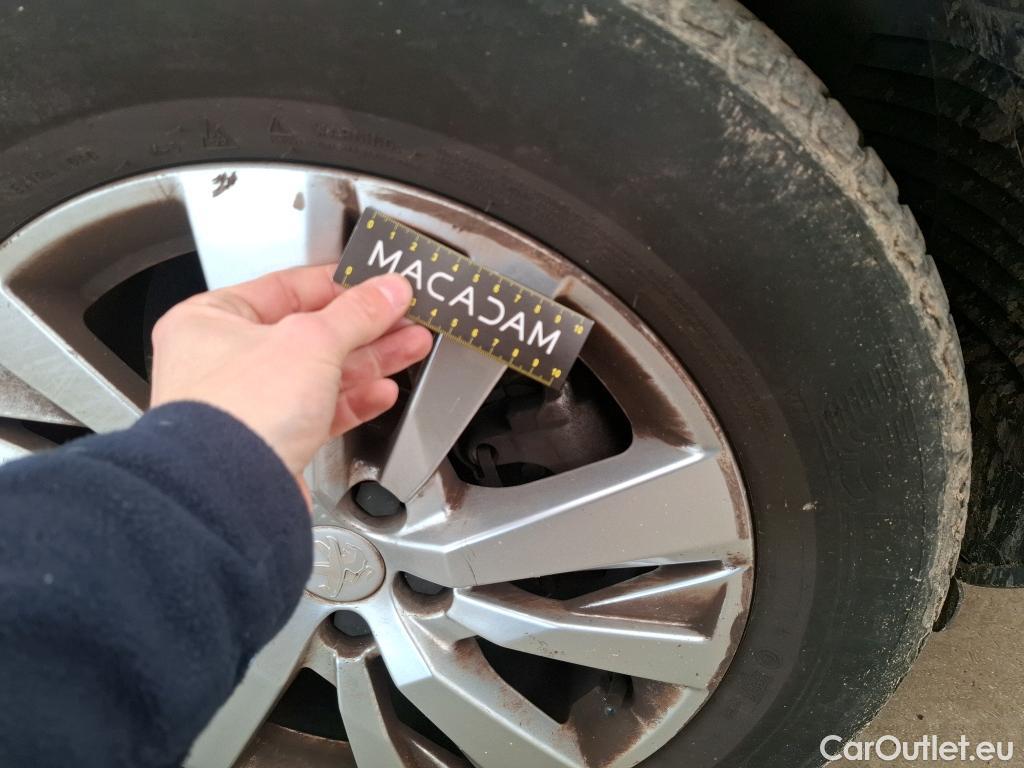  Peugeot  3008  Active Business 1.2 PureTech 130CV BVM6 E6d #27