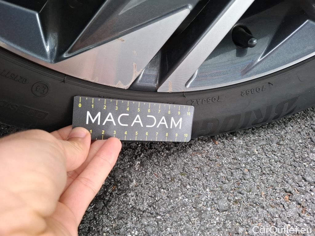  Hyundai  Bayon HYUNDAI  / 2021 / 5P / SUV 1.0 T-GDI 100 DCT- 7 HYB 48V INTUITIVE #5