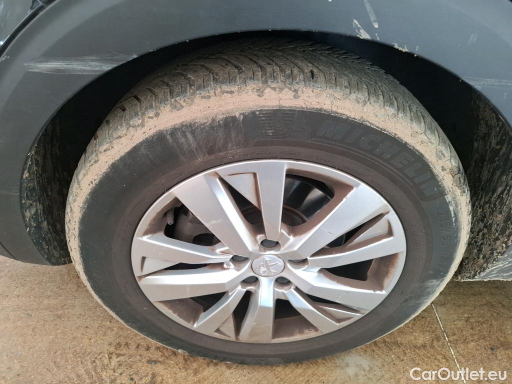  Peugeot  3008  Active Business 1.2 PureTech 130CV BVM6 E6d #15