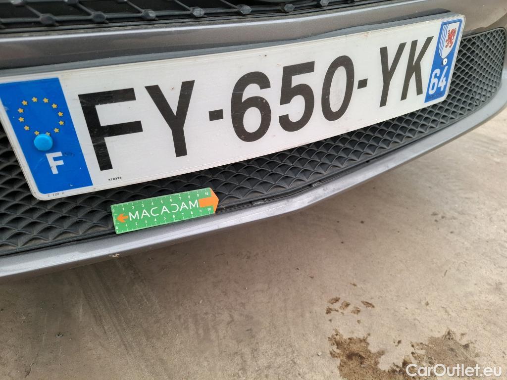  Mercedes  A-Klasse MERCEDES-BENZ Classe A Compact / 2018 / 5P / Berline A 250 e Business Line 8G-DCT #68