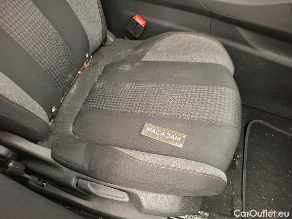  Peugeot  3008  Active Business 1.2 PureTech 130CV BVM6 E6d #52