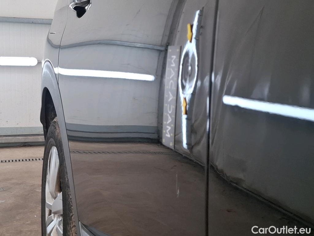  Peugeot  3008  Active Business 1.2 PureTech 130CV BVM6 E6d #9