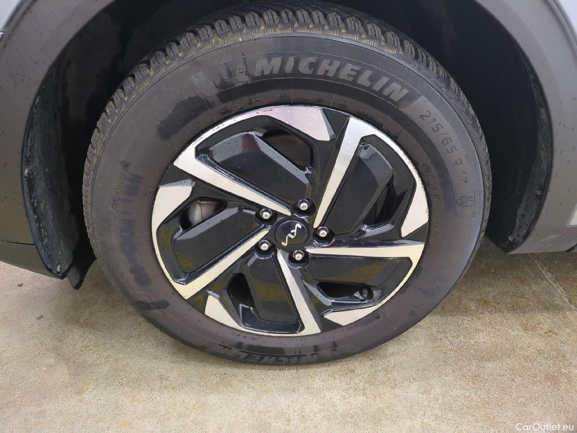  KIA  Sportage  Active Hybrid 1.6 T-GDi 230CV BVA6 E6d #1