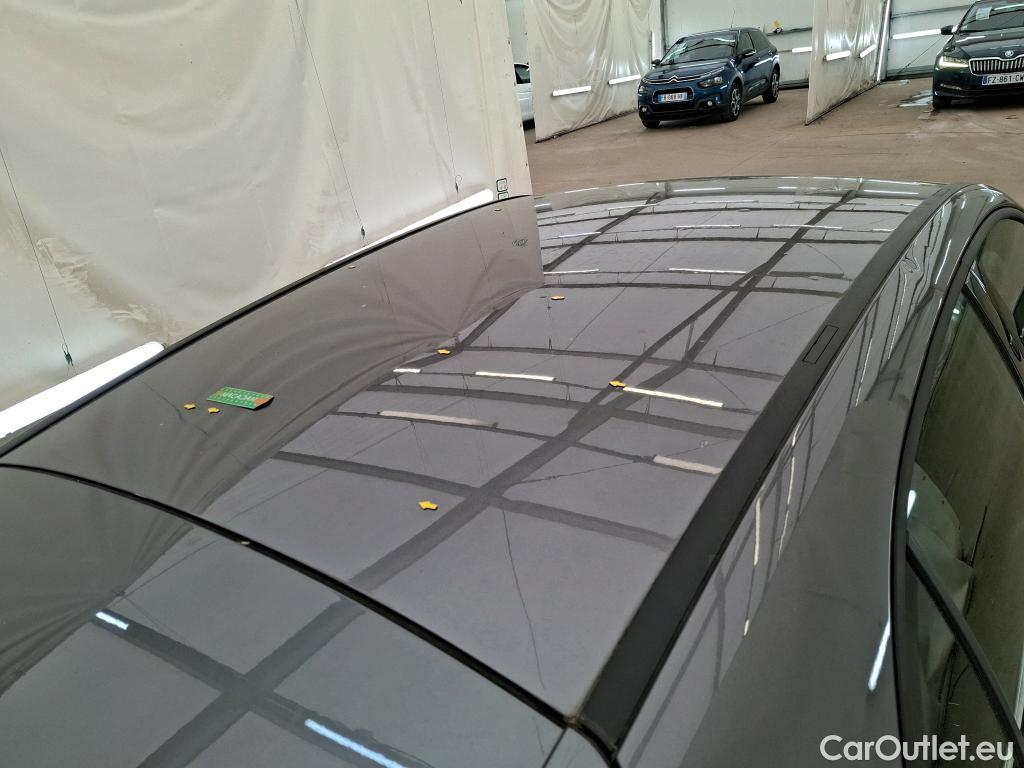  Mercedes  A-Klasse MERCEDES-BENZ Classe A Compact / 2018 / 5P / Berline A 250 e Business Line 8G-DCT #2