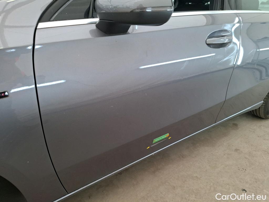  Mercedes  A-Klasse MERCEDES-BENZ Classe A Compact / 2018 / 5P / Berline A 250 e Business Line 8G-DCT #28