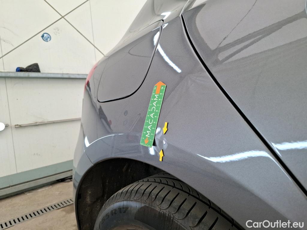  Mercedes  A-Klasse MERCEDES-BENZ Classe A Compact / 2018 / 5P / Berline A 250 e Business Line 8G-DCT #64