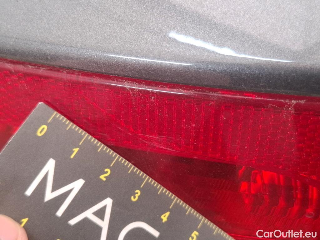  DS  DS7 DS DS 7 Crossback / 2017 / 5P / SUV E-TENSE 225 Business #18