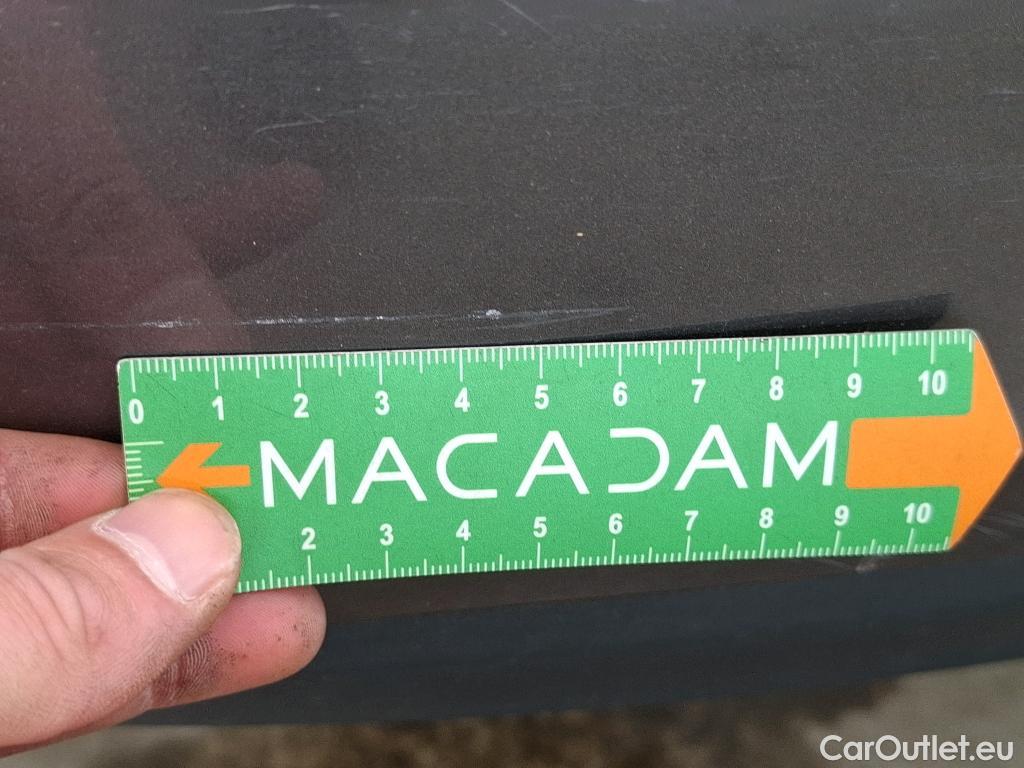  Mercedes  A-Klasse MERCEDES-BENZ Classe A Compact / 2018 / 5P / Berline A 250 e Business Line 8G-DCT #34