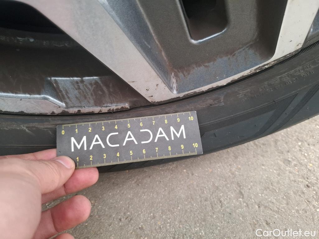  Hyundai  Santa Fe HYUNDAI  / 2020 / 5P / SUV 1.6 T-GDI 265 PHEV HTRAC BUSINESS AUTO #142