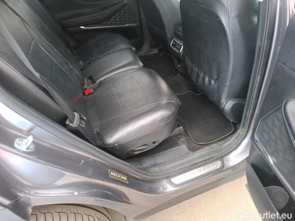  Hyundai  Santa Fe HYUNDAI  / 2020 / 5P / SUV 1.6 T-GDI 265 PHEV HTRAC BUSINESS AUTO #118