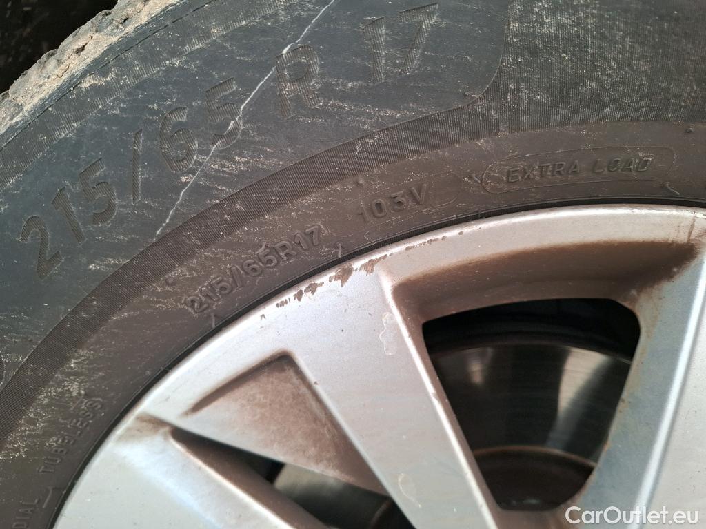  Peugeot  3008  Active Business 1.2 PureTech 130CV BVM6 E6d #14