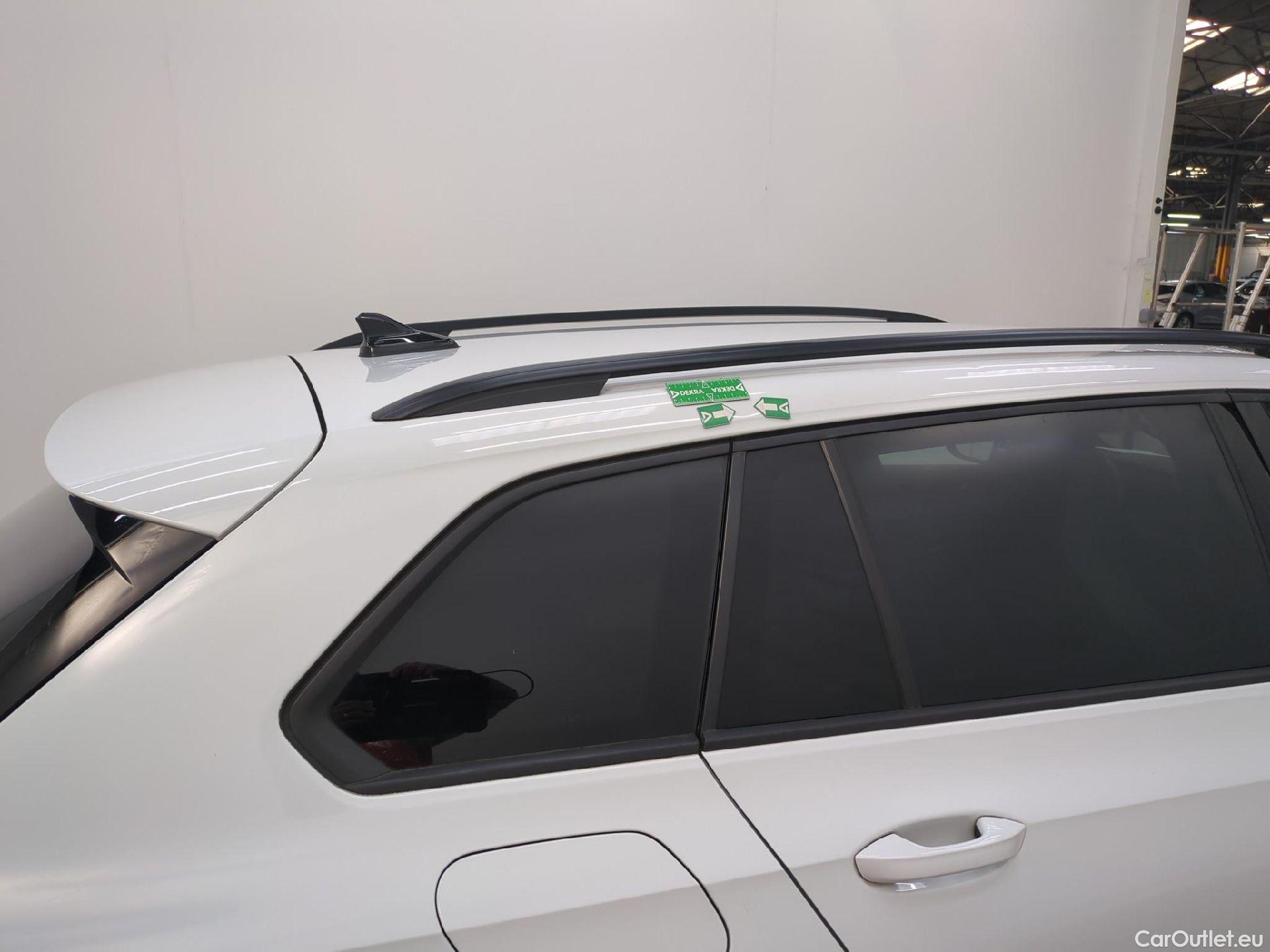  Volkswagen  Golf  VIII SW R-Line 2.0 TDI 150CV BVA7 E6d #50