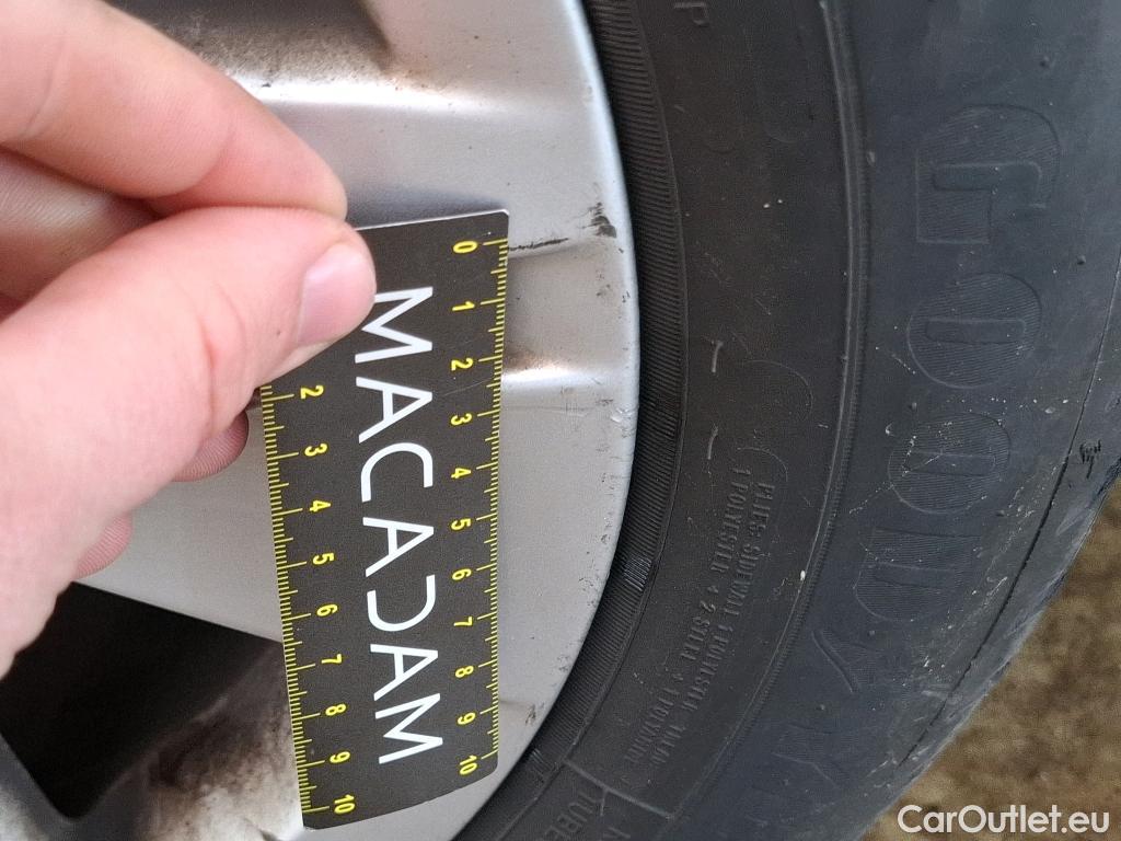  Volkswagen  Golf  VOLKSWAGEN / 2020 / 5P / Berline 2.0 TDI SCR 115 DSG LIFE BUSINESS #10