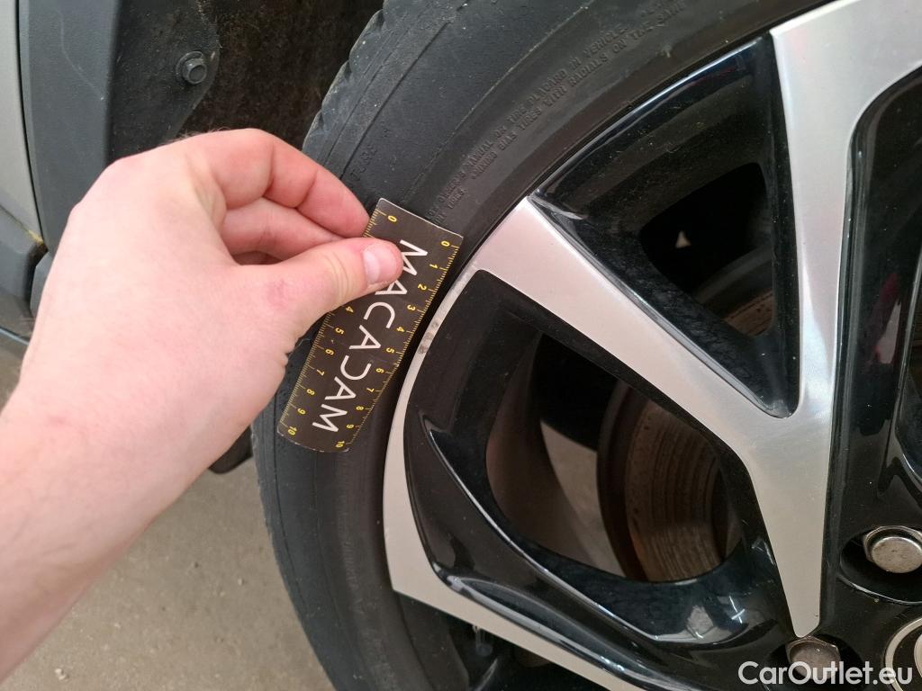  Toyota  C-HR TOYOTA  / 2016 / 5P / SUV 2.0 HYBRIDE 184 COLLECTION #32