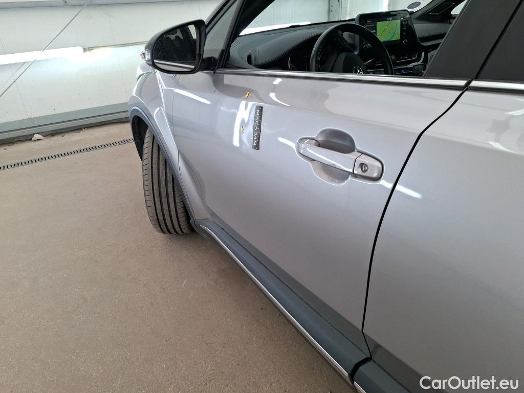  Toyota  C-HR TOYOTA  / 2016 / 5P / SUV 2.0 HYBRIDE 184 COLLECTION #8
