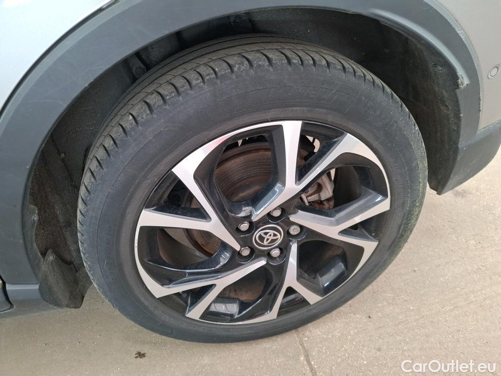  Toyota  C-HR TOYOTA  / 2016 / 5P / SUV 2.0 HYBRIDE 184 COLLECTION #29