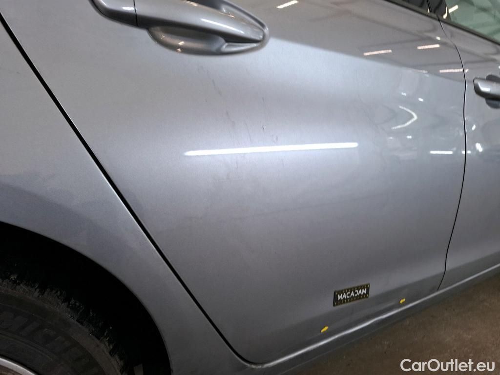  Peugeot  308 PEUGEOT  / 2017 / 5P / Berline Puretech 110 S&S Active Business #3