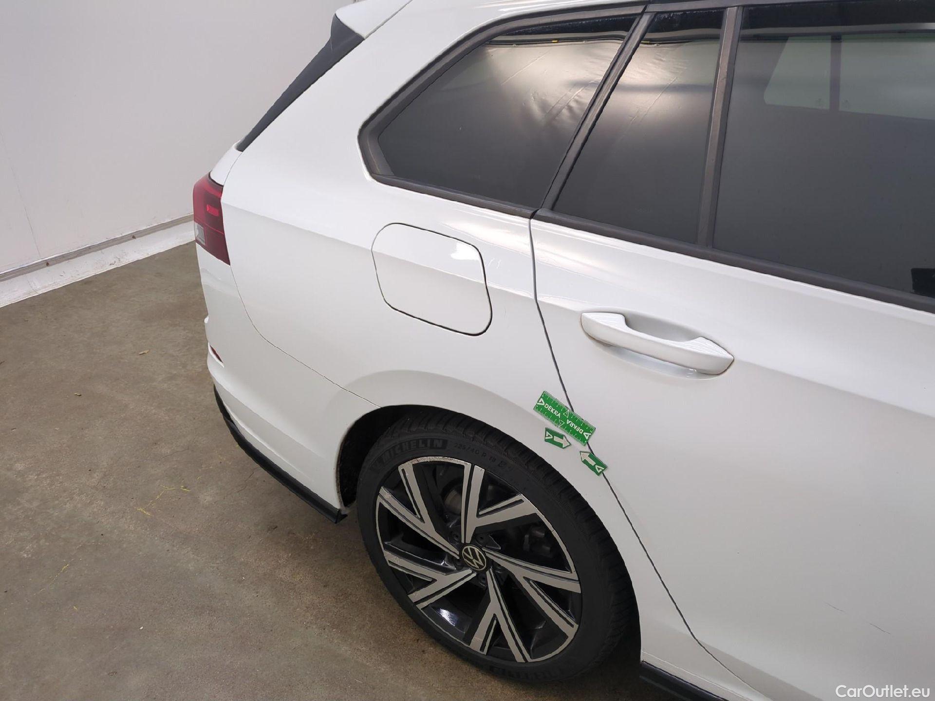  Volkswagen  Golf  VIII SW R-Line 2.0 TDI 150CV BVA7 E6d #32