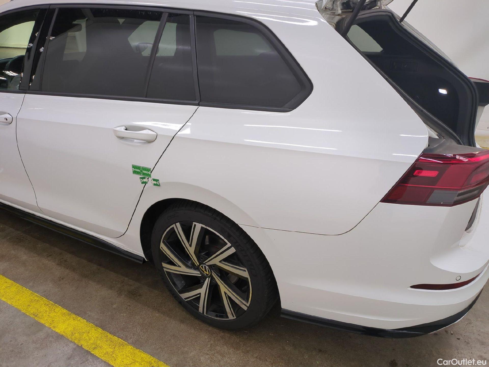  Volkswagen  Golf  VIII SW R-Line 2.0 TDI 150CV BVA7 E6d #27