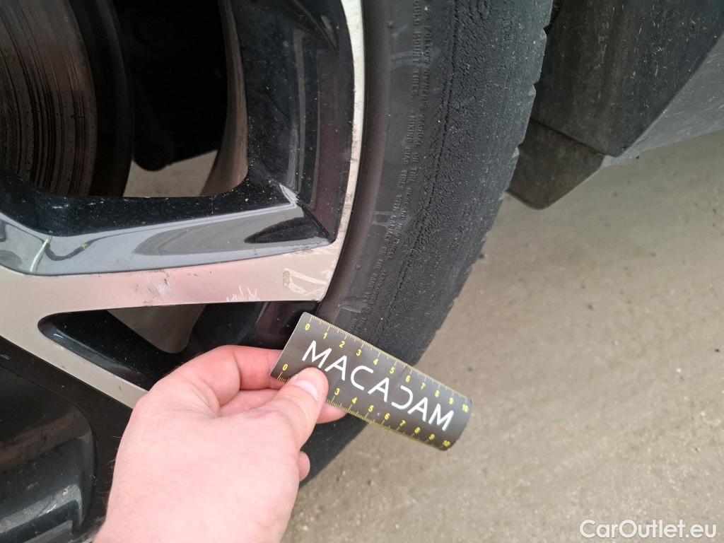  Toyota  C-HR TOYOTA  / 2016 / 5P / SUV 2.0 HYBRIDE 184 COLLECTION #14