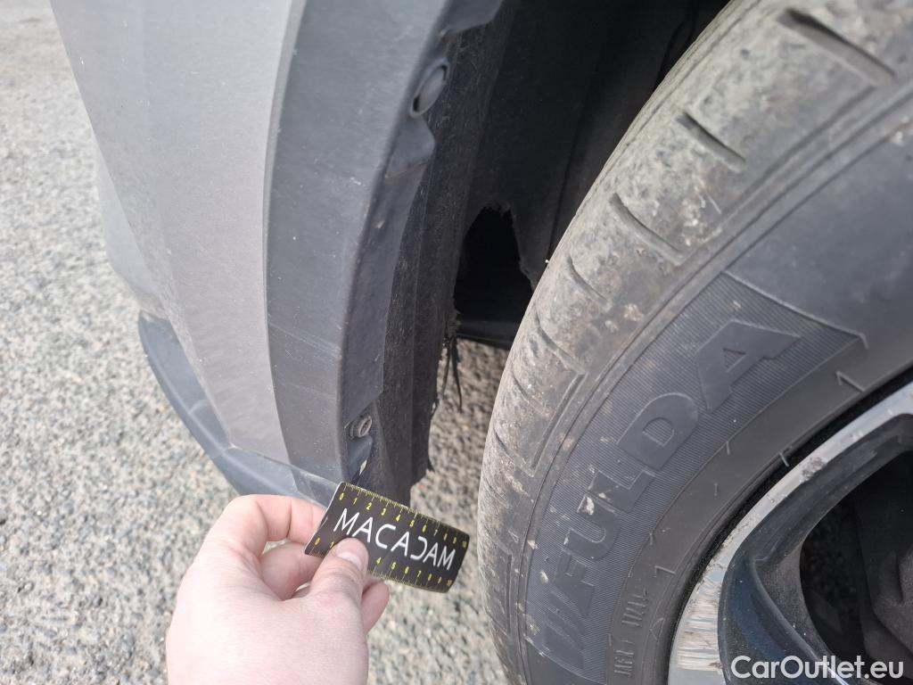  Toyota  C-HR TOYOTA  / 2016 / 5P / SUV 2.0 HYBRIDE 184 COLLECTION #20