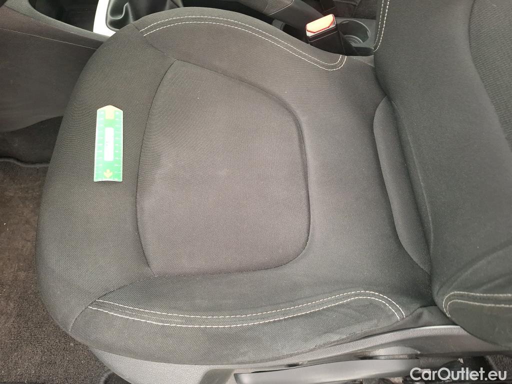  Renault  Captur  Business 0.9 TCe 90CV BVM5 E6 #24