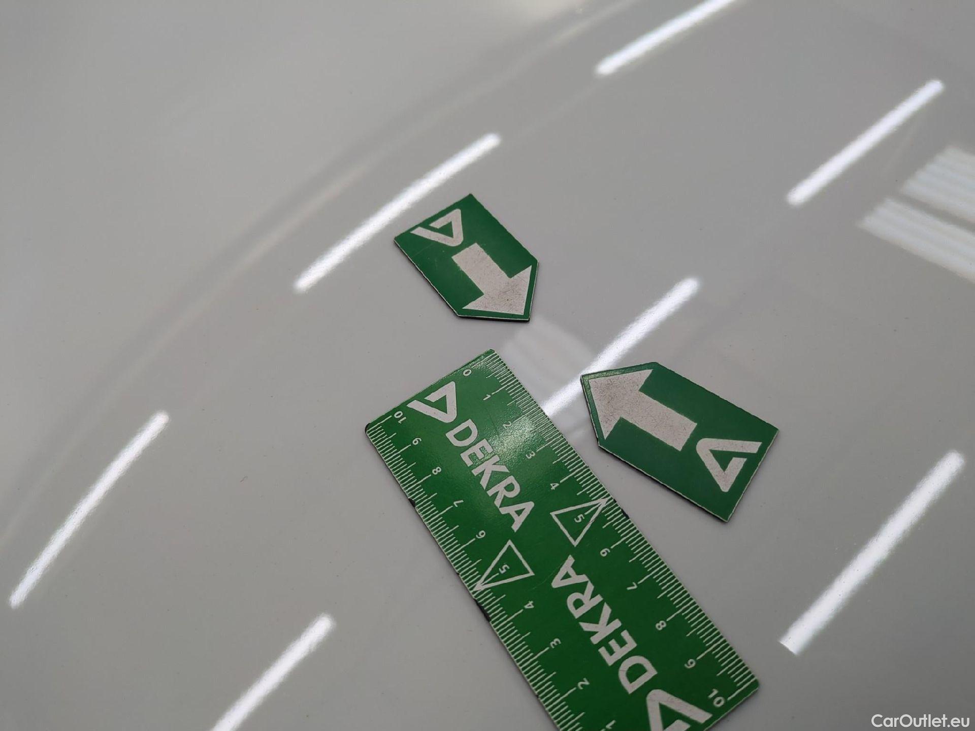  Volkswagen  Golf  VIII SW R-Line 2.0 TDI 150CV BVA7 E6d #51