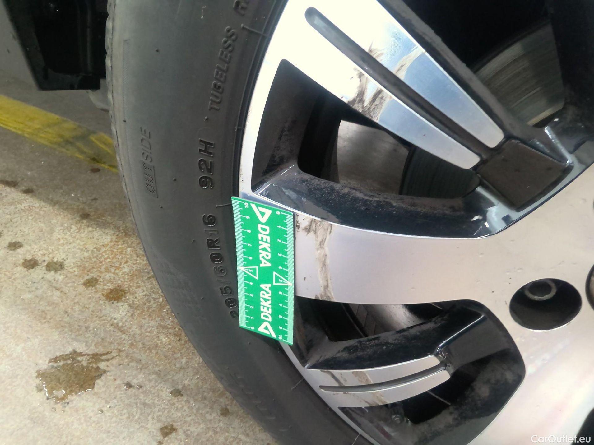  Renault  Captur  Business 0.9 TCe 90CV BVM5 E6 / TRANSFO VP VF #22