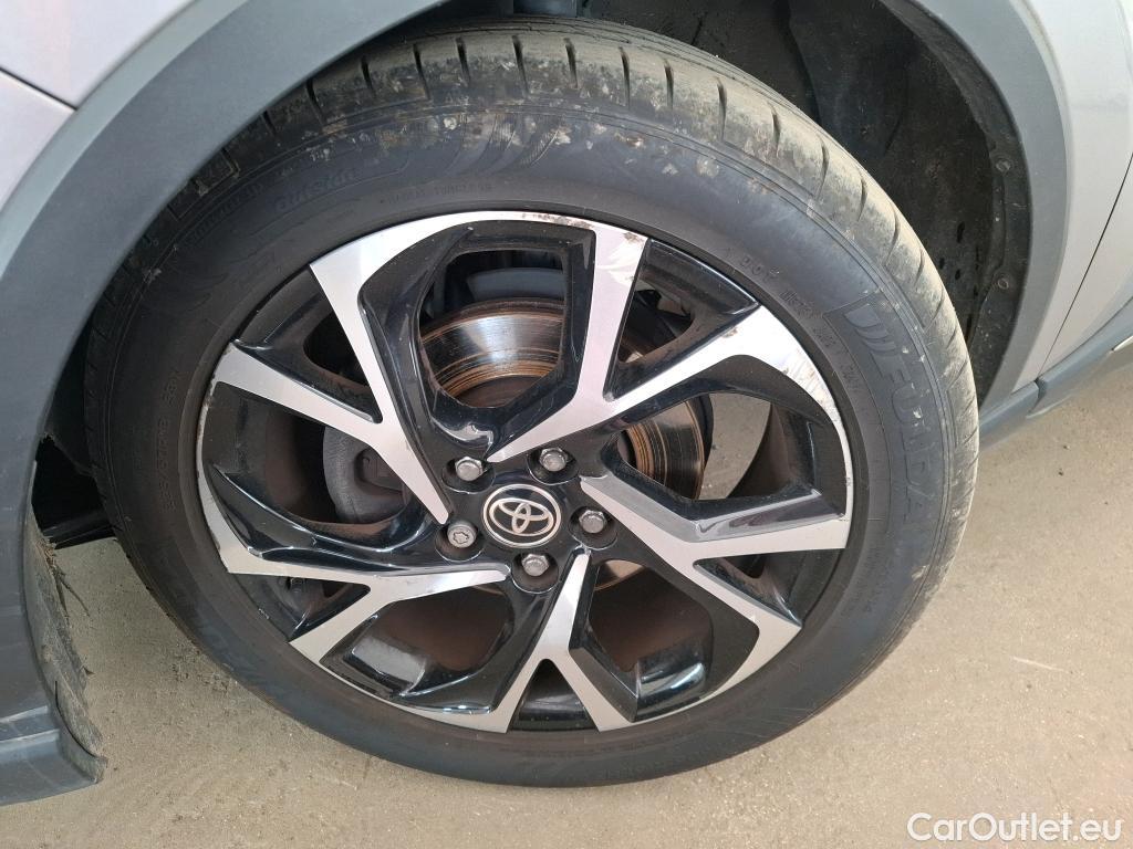  Toyota  C-HR TOYOTA  / 2016 / 5P / SUV 2.0 HYBRIDE 184 COLLECTION #24
