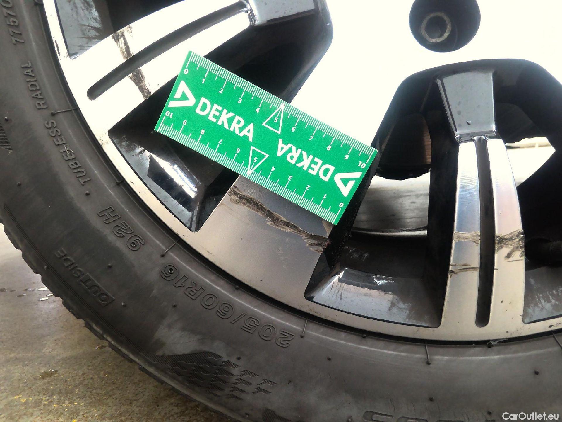  Renault  Captur  Business 0.9 TCe 90CV BVM5 E6 / TRANSFO VP VF #29