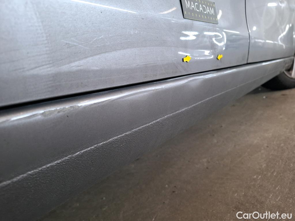  Peugeot  308 PEUGEOT  / 2017 / 5P / Berline Puretech 110 S&S Active Business #2