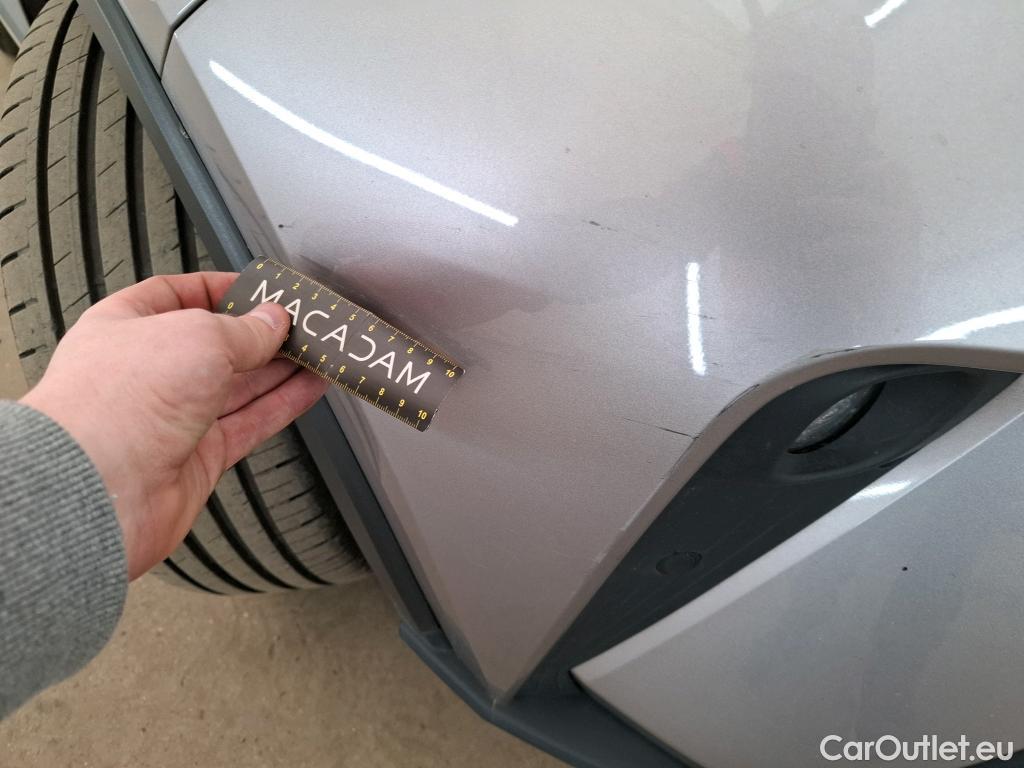  Toyota  C-HR TOYOTA  / 2016 / 5P / SUV 2.0 HYBRIDE 184 COLLECTION #18