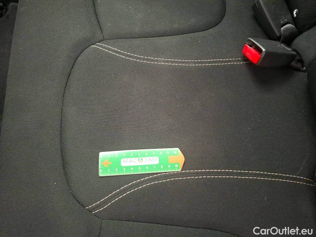  Renault  Captur  Business 0.9 TCe 90CV BVM5 E6 #25