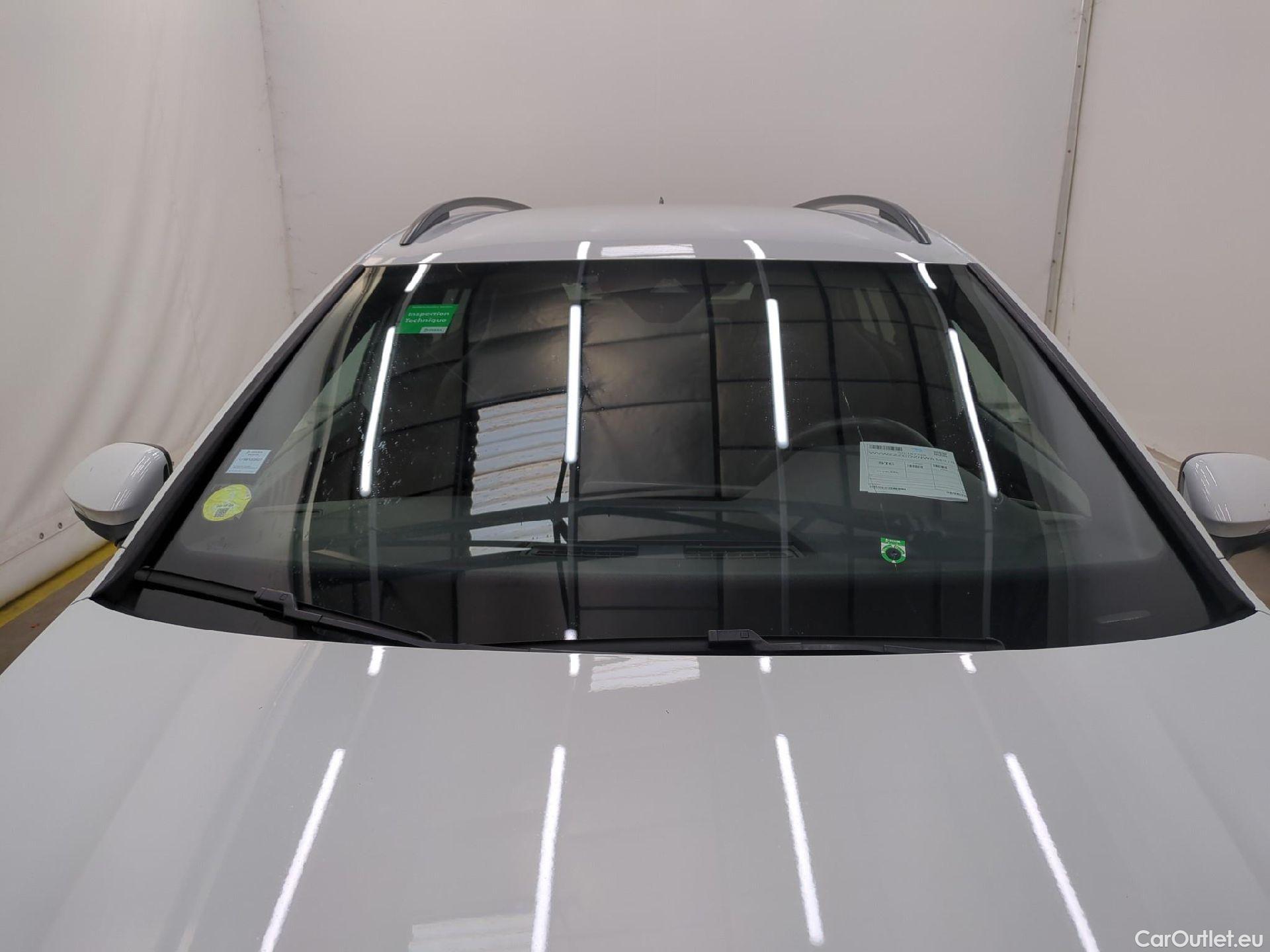  Volkswagen  Golf  VIII SW R-Line 2.0 TDI 150CV BVA7 E6d #53