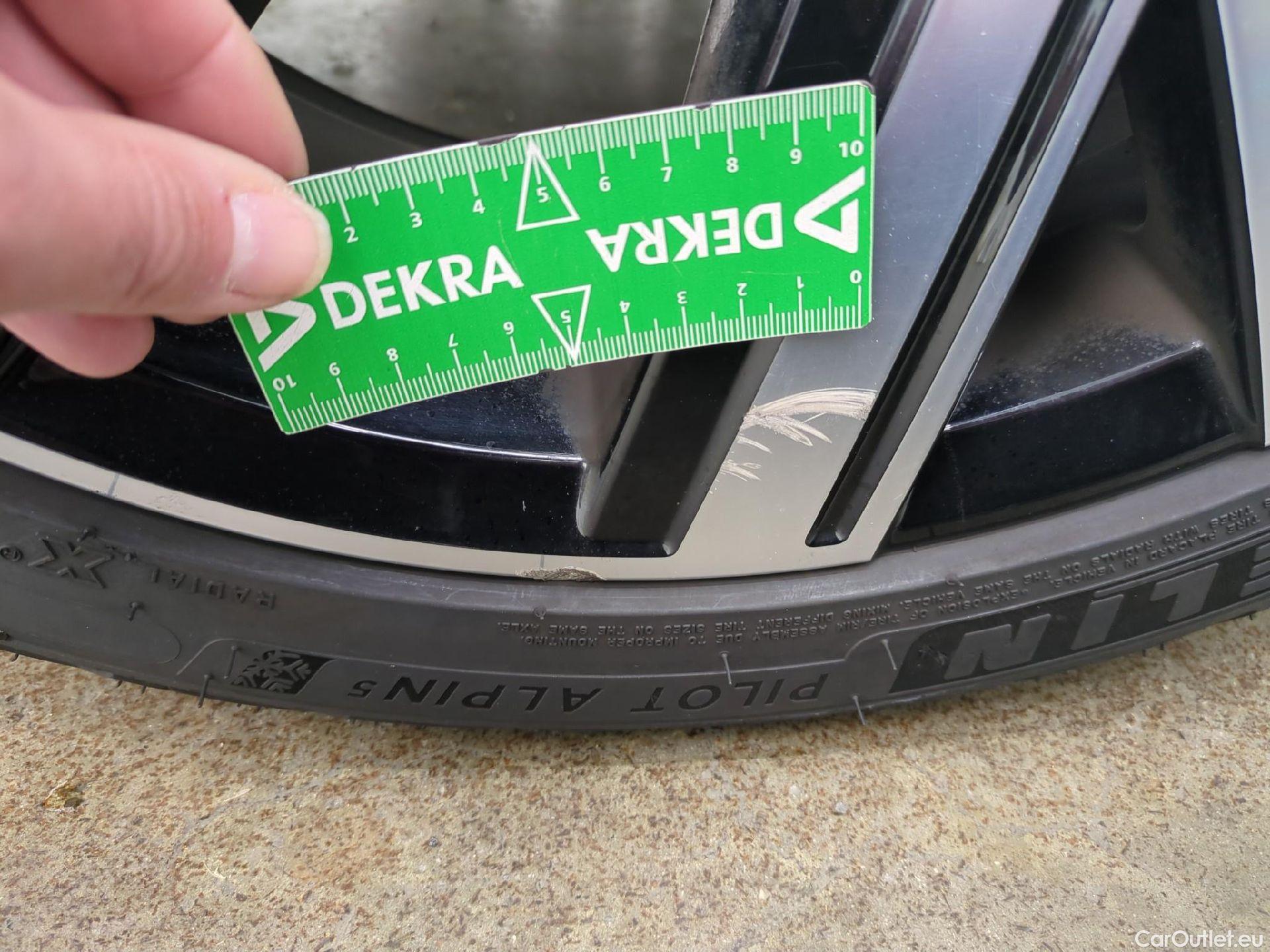  Volkswagen  Golf  VIII SW R-Line 2.0 TDI 150CV BVA7 E6d #12