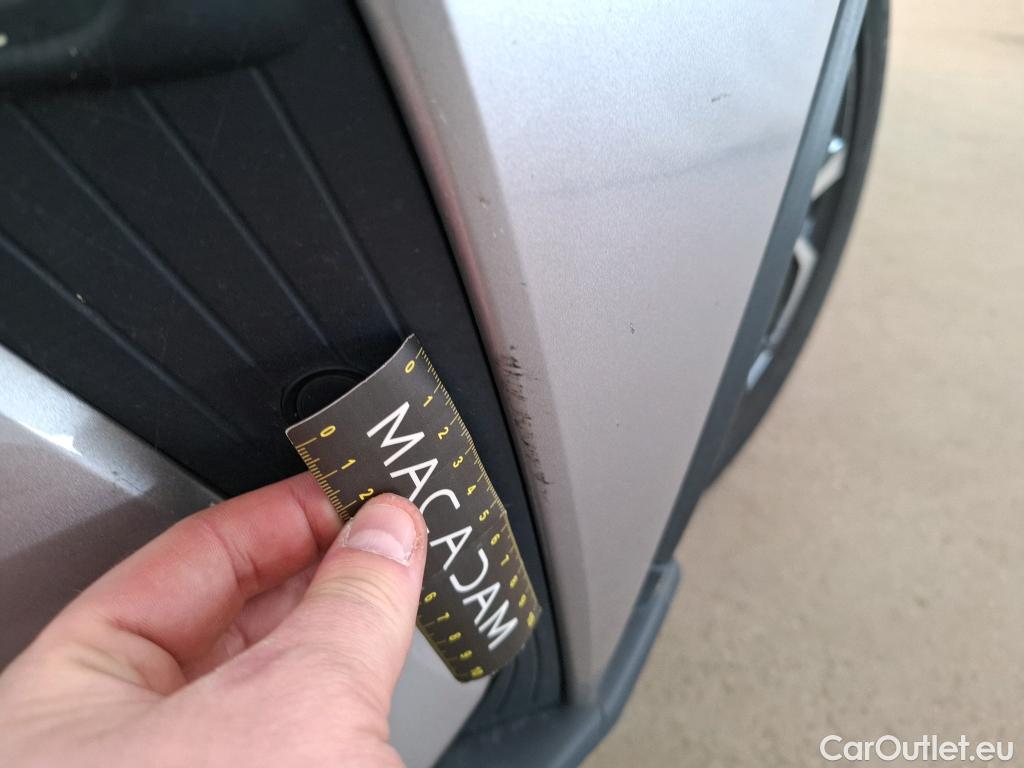  Toyota  C-HR TOYOTA  / 2016 / 5P / SUV 2.0 HYBRIDE 184 COLLECTION #19