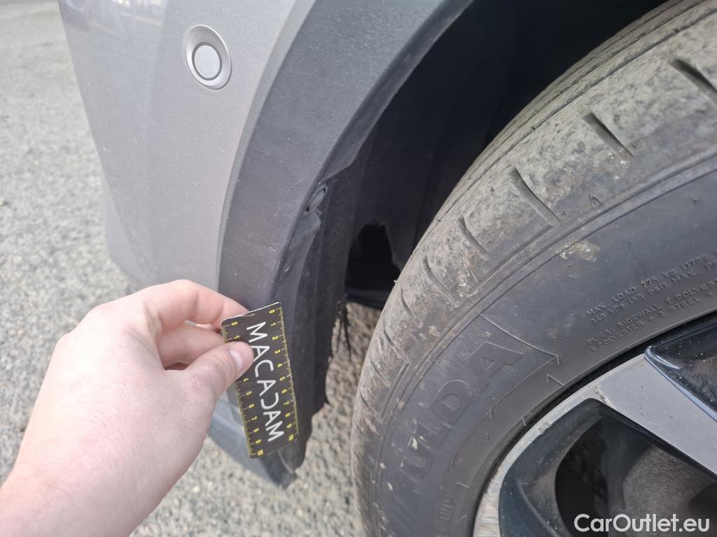  Toyota  C-HR TOYOTA  / 2016 / 5P / SUV 2.0 HYBRIDE 184 COLLECTION #22