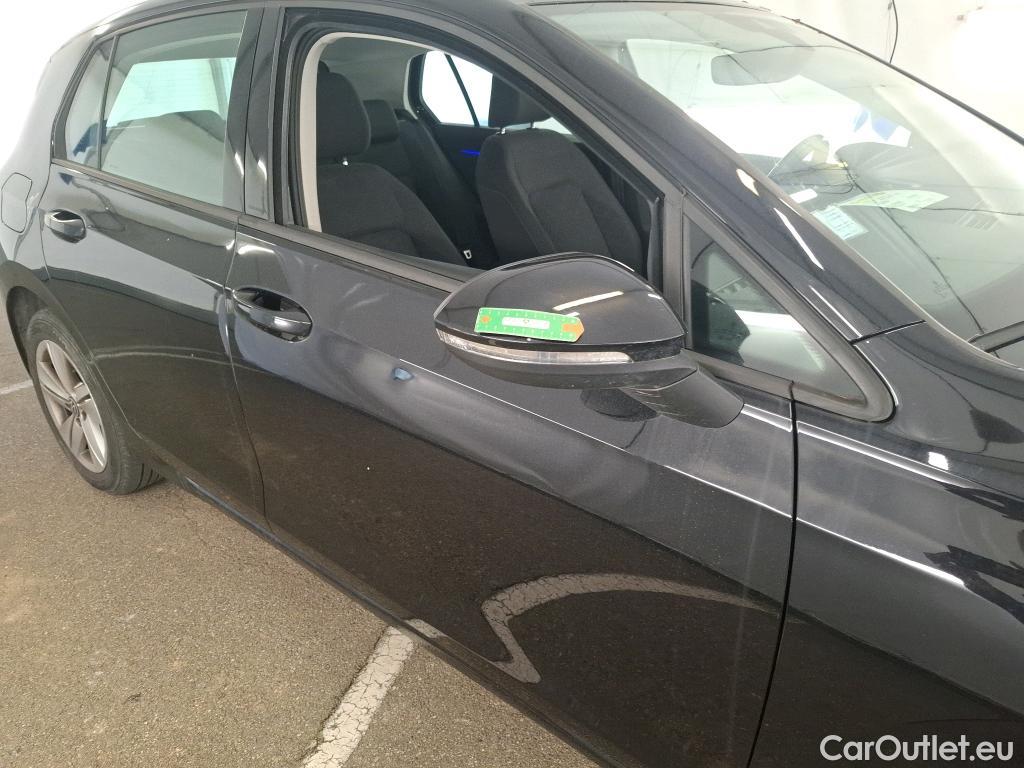  Volkswagen  Golf  VOLKSWAGEN / 2020 / 5P / Berline 2.0 TDI SCR 115 DSG7 Life Busi 1st #28