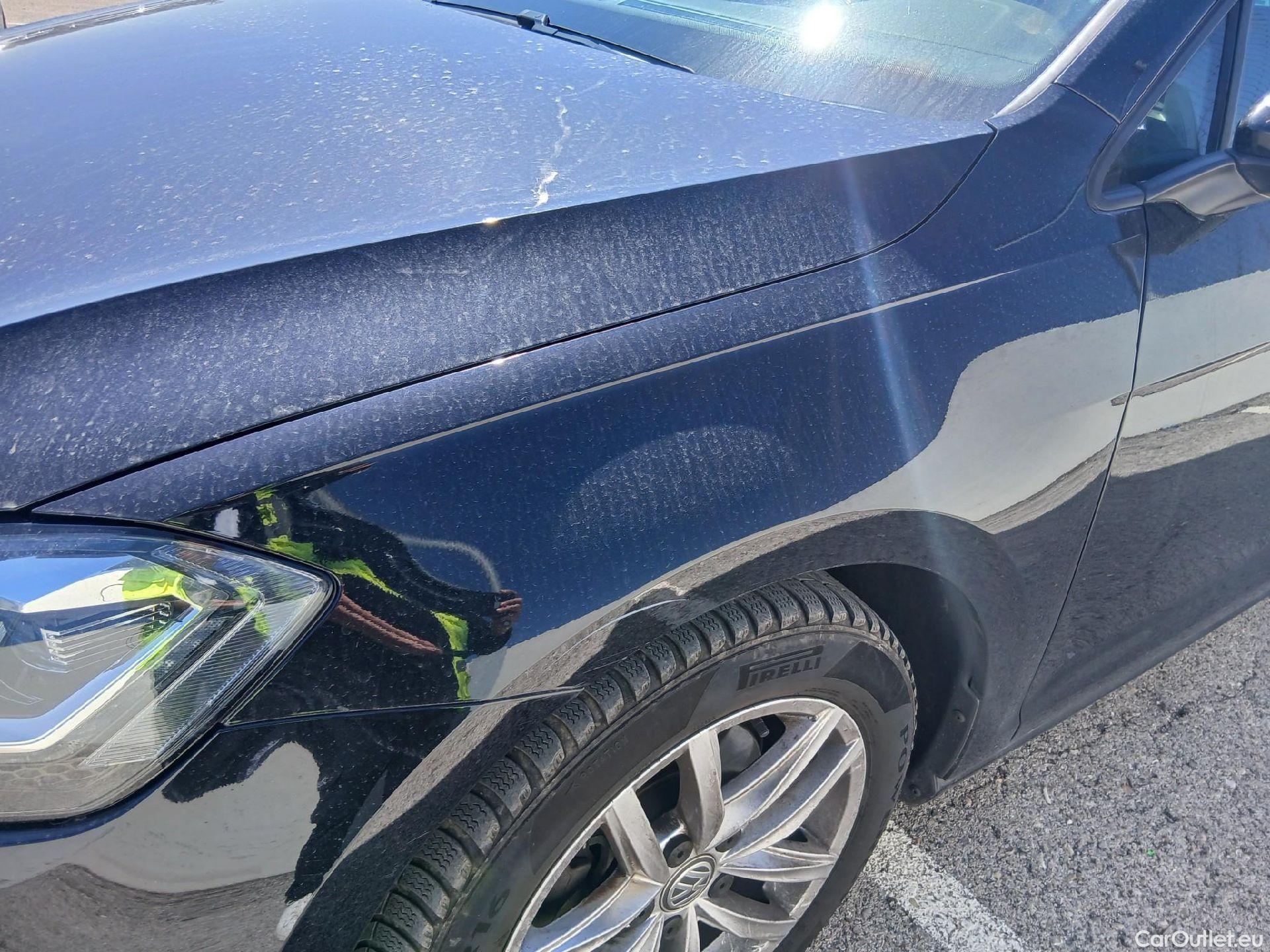  Volkswagen  Golf  VOLKSWAGEN / 2016 / 3P / berlina con portón Advance 2.0 TDI 110kW (150CV) DSG #8