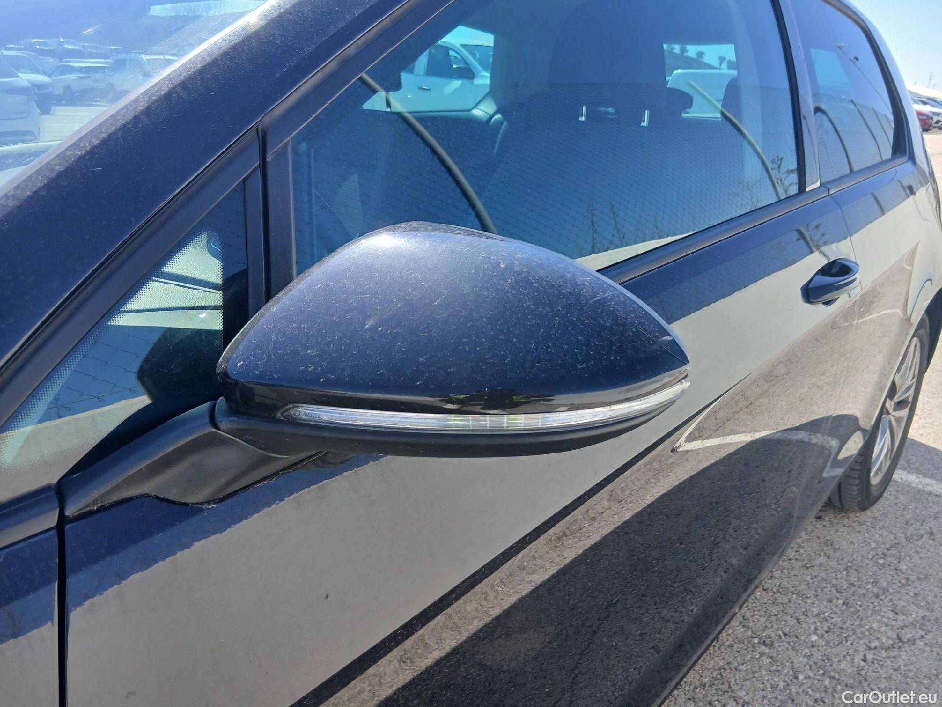  Volkswagen  Golf  VOLKSWAGEN / 2016 / 3P / berlina con portón Advance 2.0 TDI 110kW (150CV) DSG #13