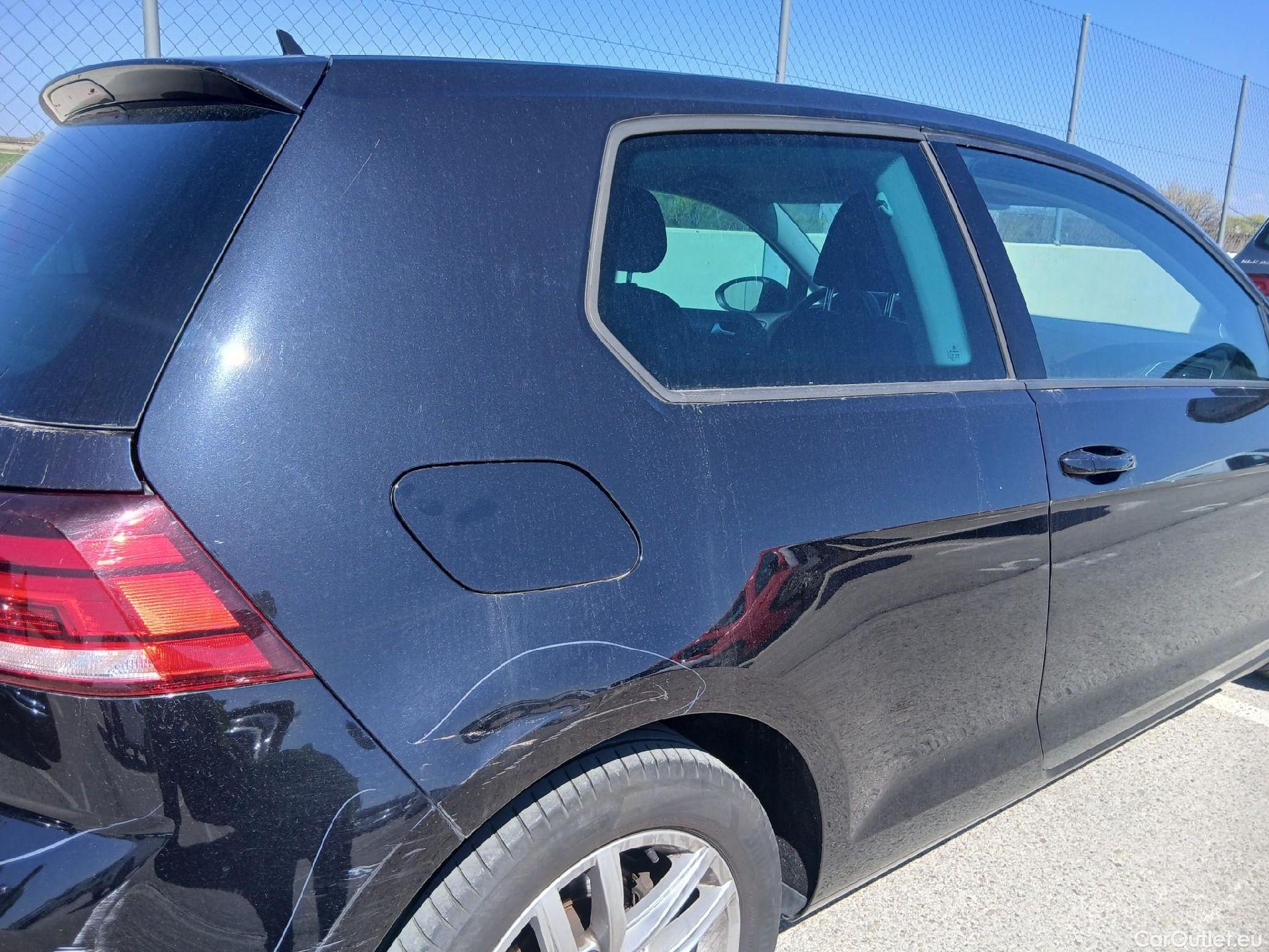  Volkswagen  Golf  VOLKSWAGEN / 2016 / 3P / berlina con portón Advance 2.0 TDI 110kW (150CV) DSG #44