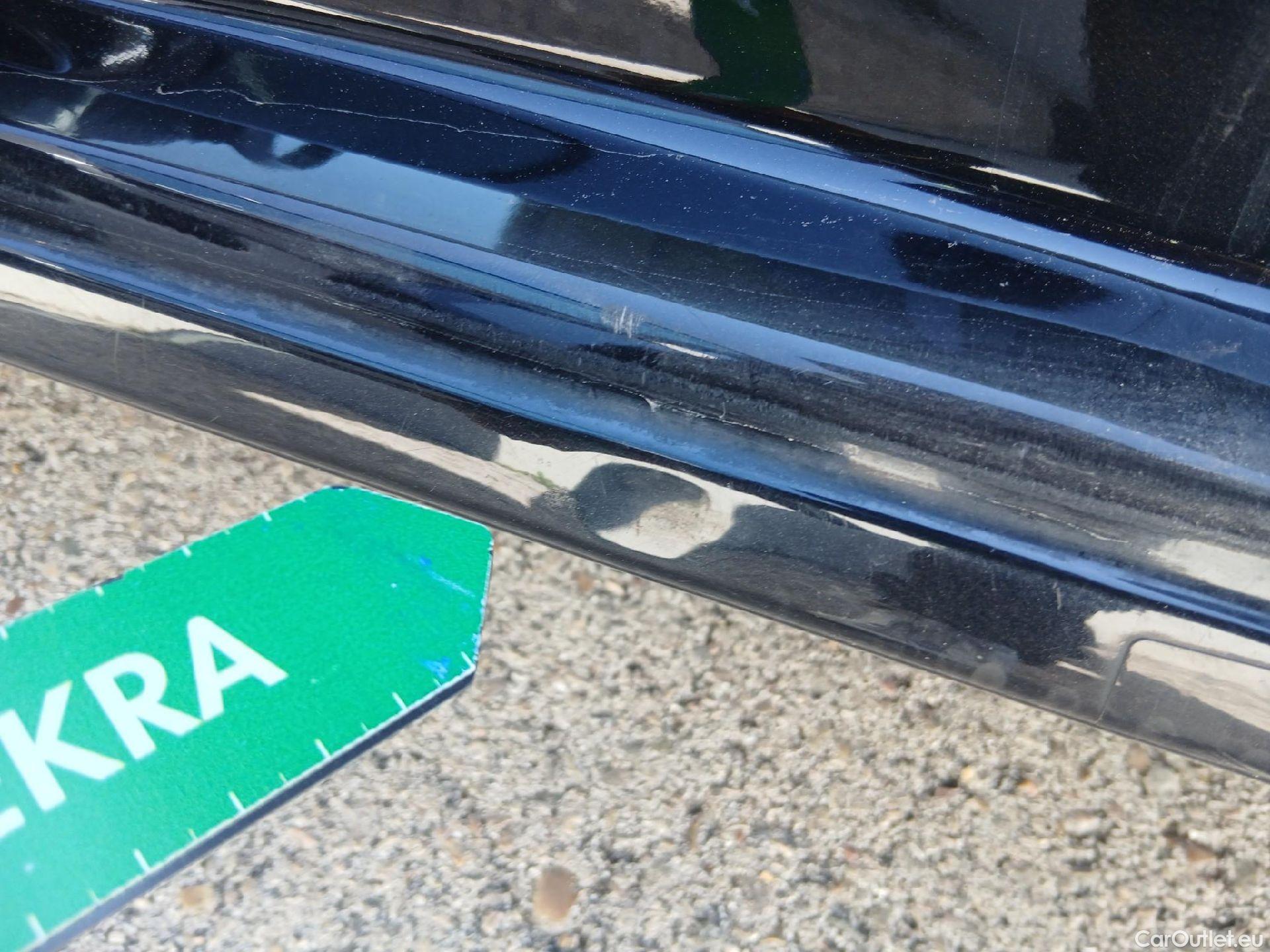  Volkswagen  Golf  VOLKSWAGEN / 2016 / 3P / berlina con portón Advance 2.0 TDI 110kW (150CV) DSG #22