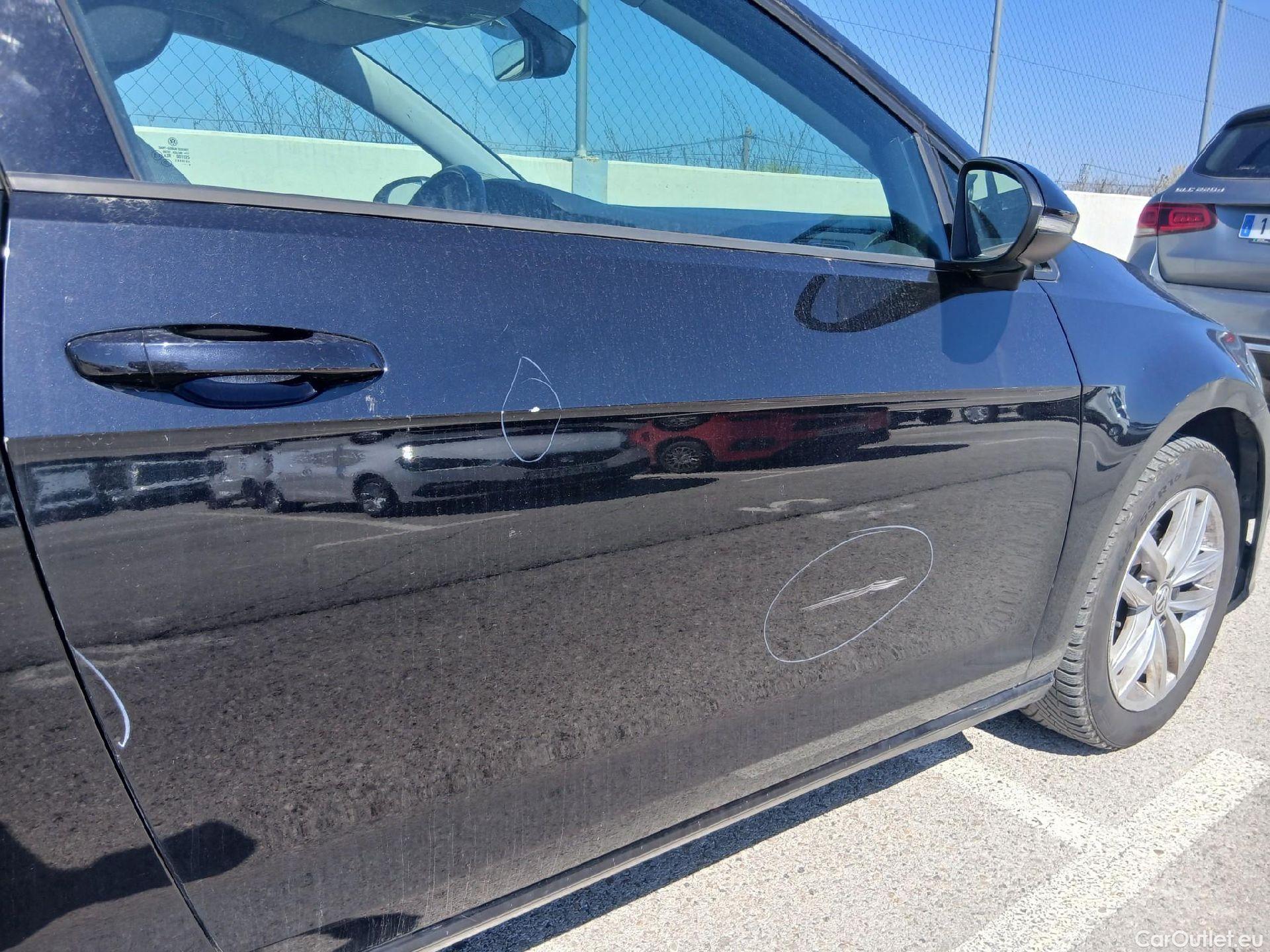  Volkswagen  Golf  VOLKSWAGEN / 2016 / 3P / berlina con portón Advance 2.0 TDI 110kW (150CV) DSG #49