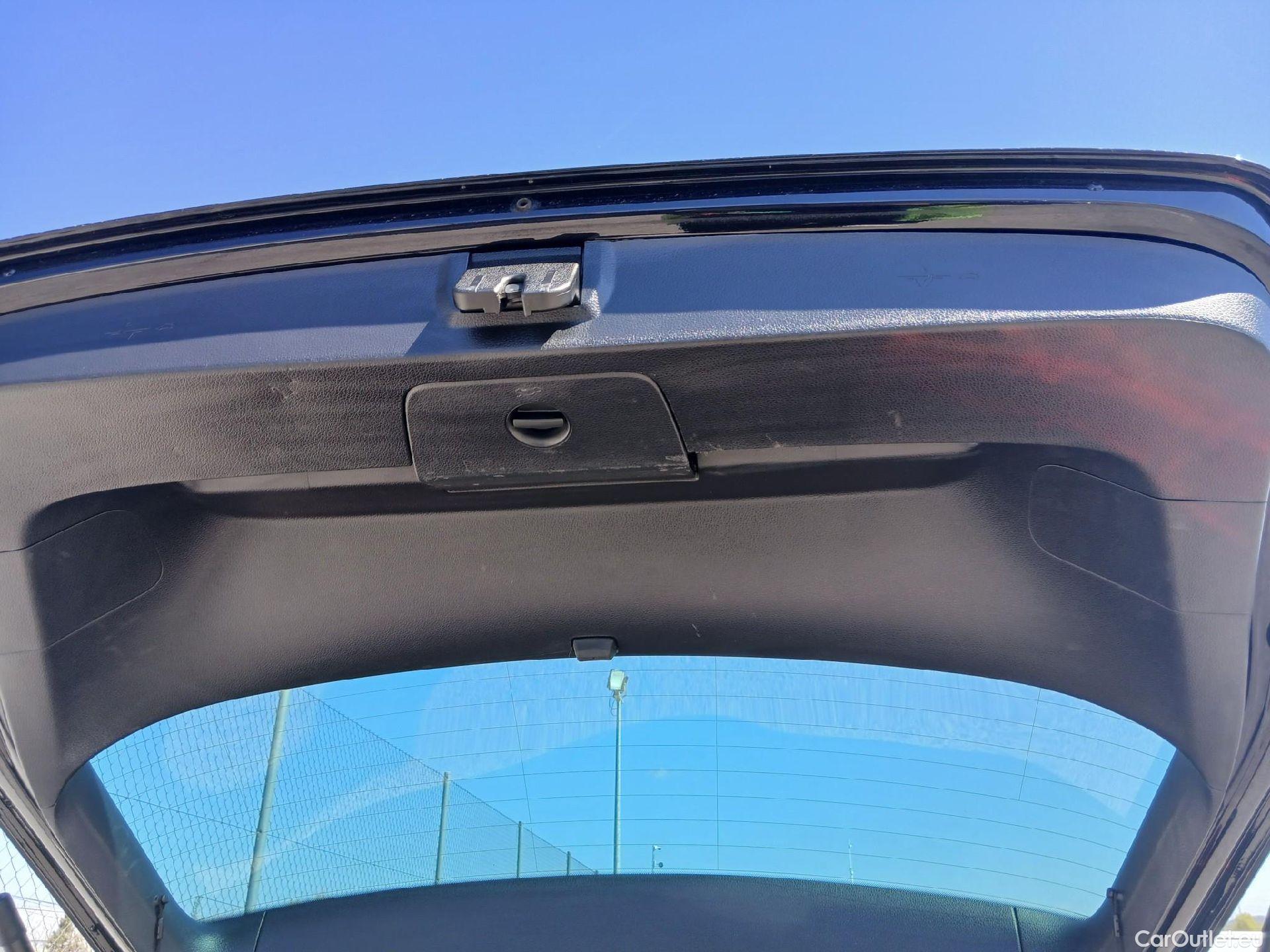  Volkswagen  Golf  VOLKSWAGEN / 2016 / 3P / berlina con portón Advance 2.0 TDI 110kW (150CV) DSG #42