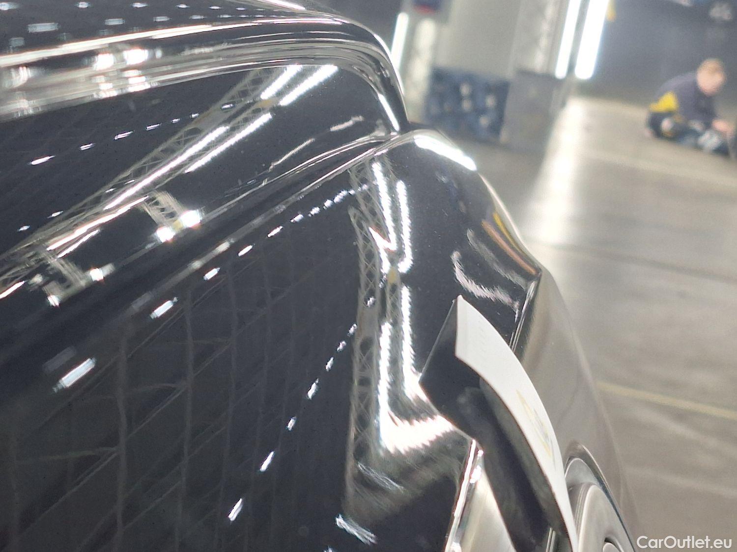  Volvo  XC 40 Volvo, XC40 '17 PHEV, Volvo XC40 T4 Recharge Geartronic R-Design 5d #2