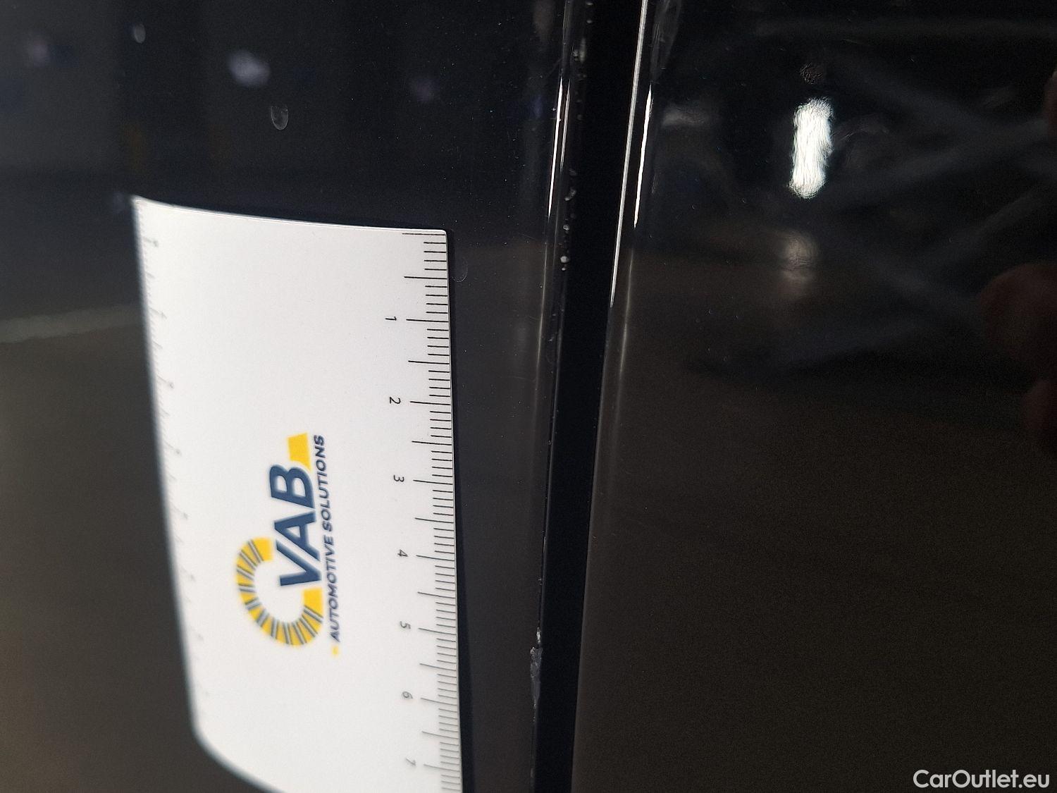  Volvo  XC 40 Volvo, XC40 '17 PHEV, Volvo XC40 T4 Recharge Geartronic R-Design 5d #41