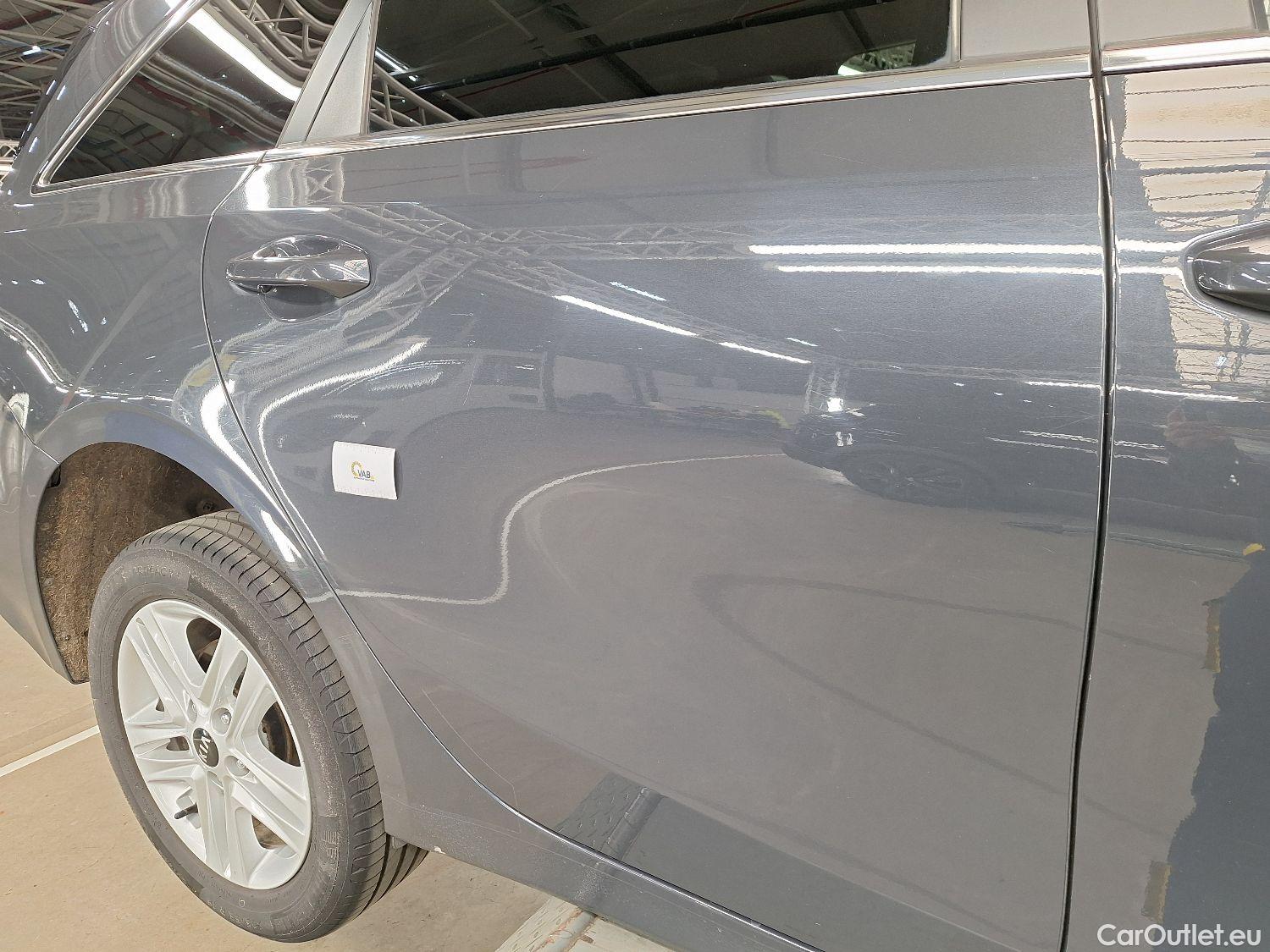  KIA  Cee'd Kia, Ceed SW '18, KIA  Sportswagon More 1.6 CRDi 136 MHEV DCT 5 #28