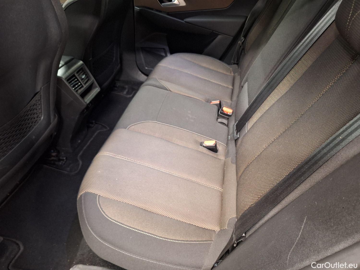  DS  DS7 DS,  CB '17, DS 7 Crossback 1.5 BlueHDi 130 Automatic Bastille  #33